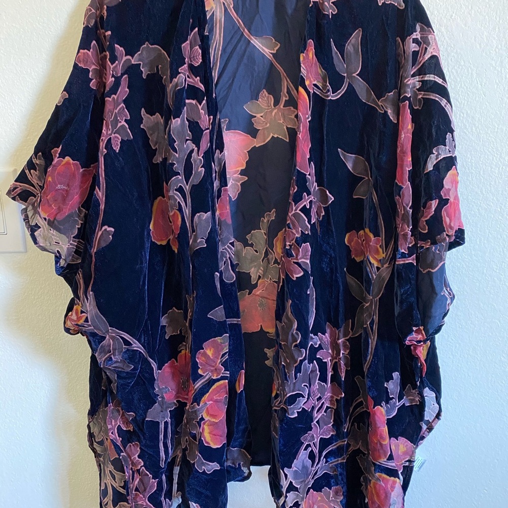 Velvet kimono